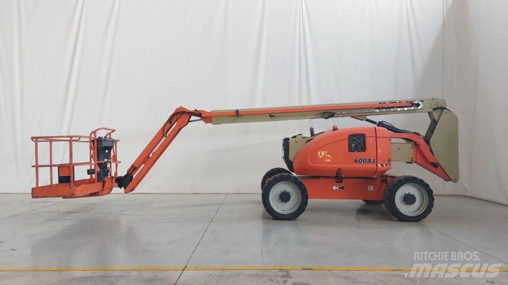 JLG 600 AJ Gelenkteleskoparbeitsbühnen