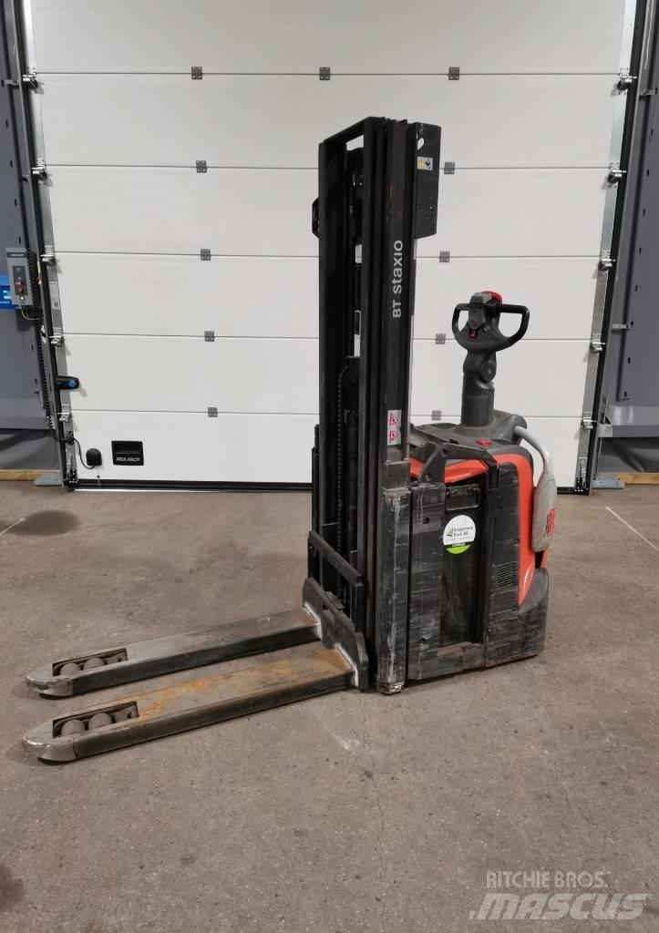 Toyota SPE120L Deichselstapler