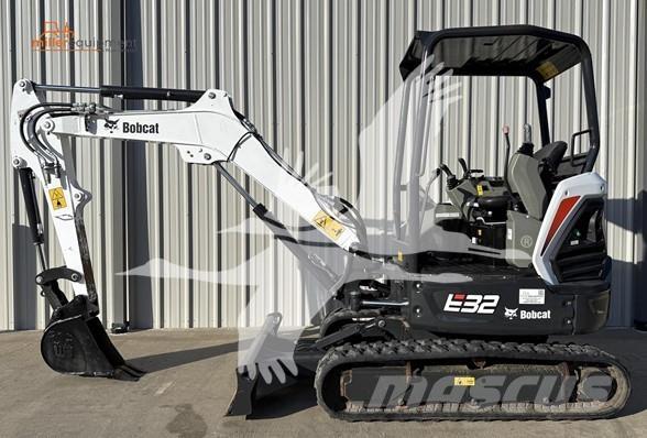 Bobcat E32 Minibagger < 7t