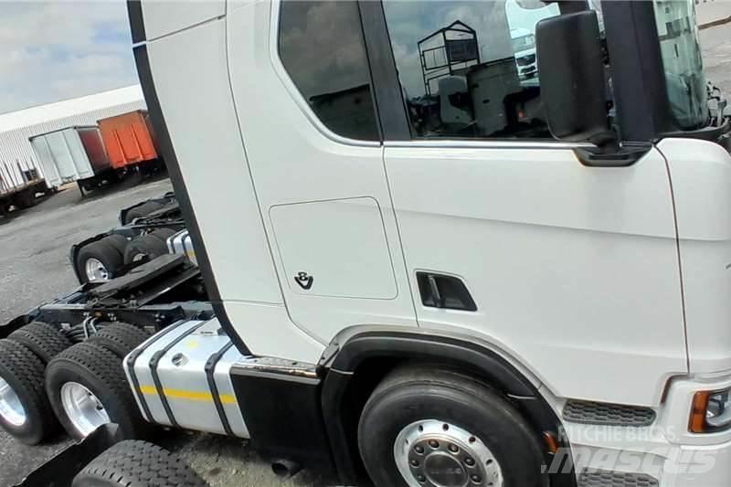 Scania R560 Andere Fahrzeuge