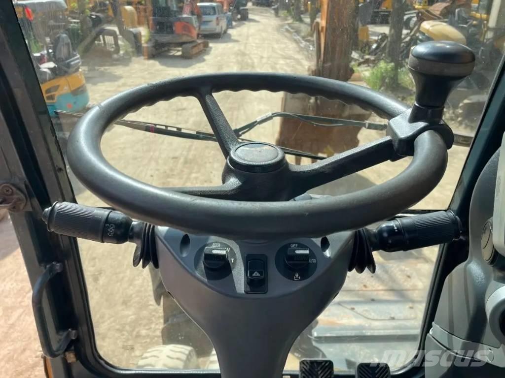 Hyundai R210W-9 Mobilbagger