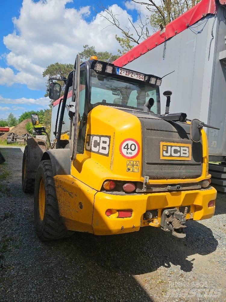 JCB TM 320 S Teleskoplader für Landwirtschaft