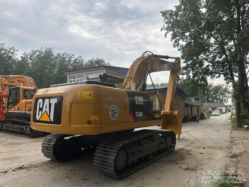 CAT 320D Raupenbagger