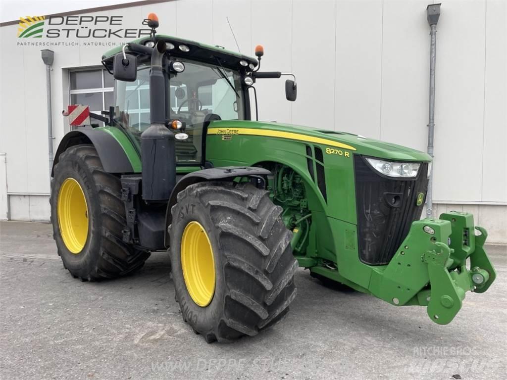 John Deere 8270R Traktoren