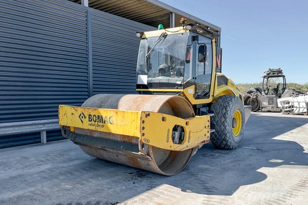 Bomag BW 213 D-5 Walzenzüge
