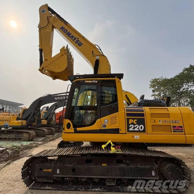 Komatsu PC 220-8 Raupenbagger
