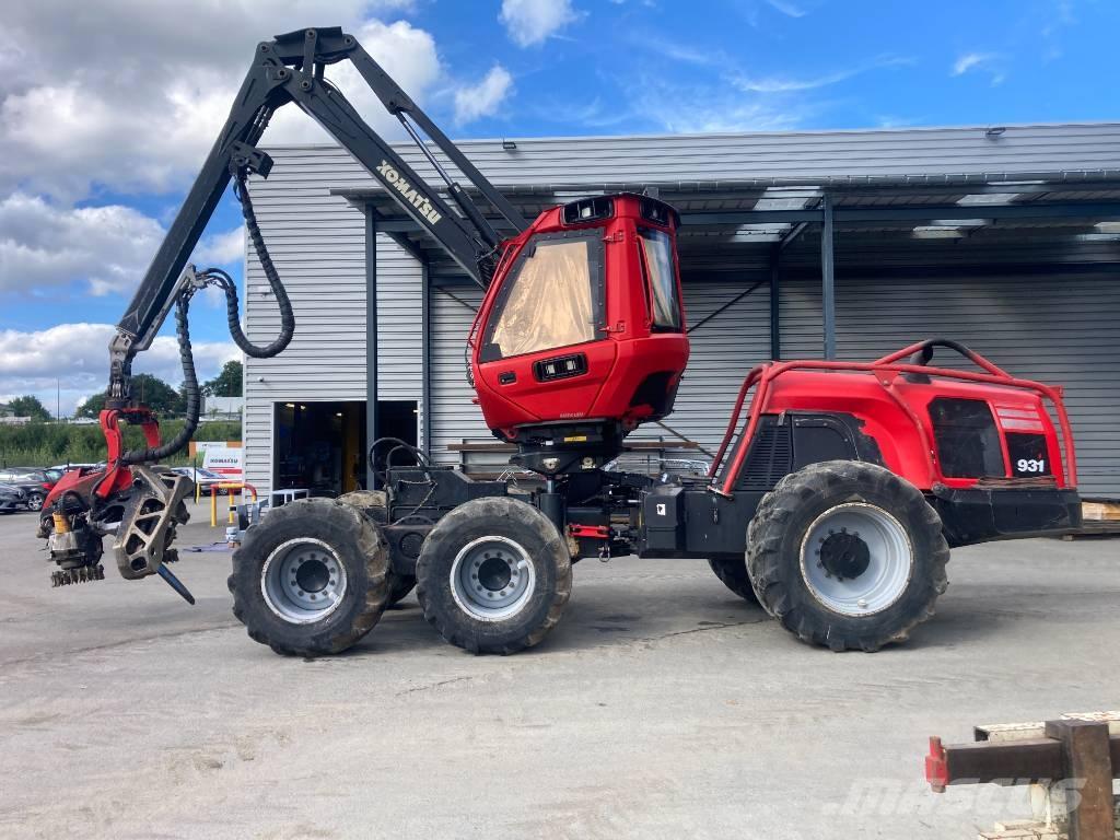 Komatsu 931 Harvester