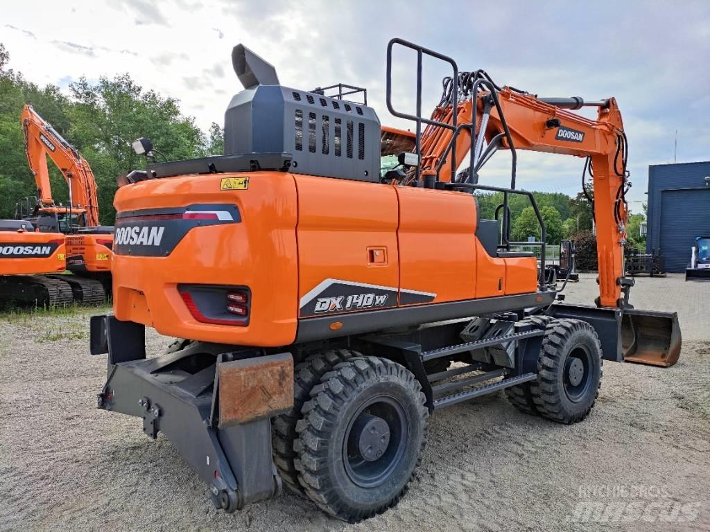 Doosan DX140W-7 Mobilbagger