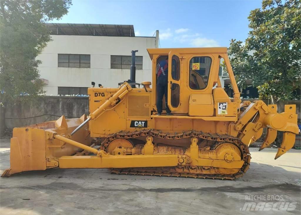 CAT D7G Bulldozer