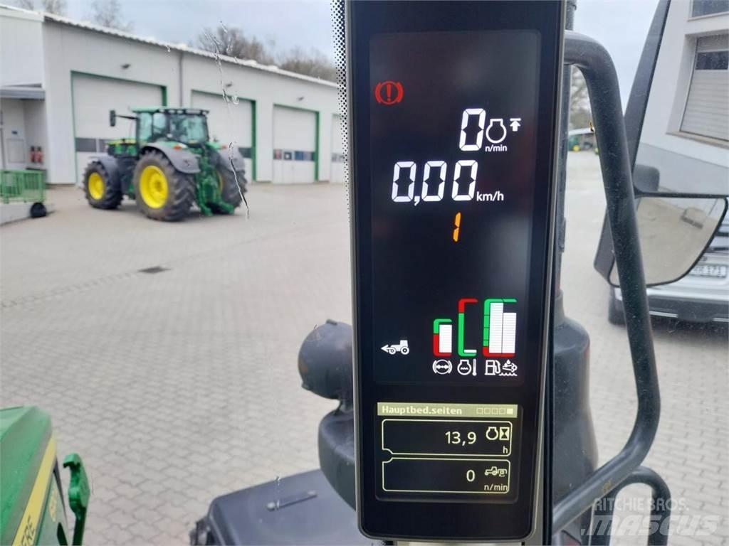 John Deere 6120M Traktoren