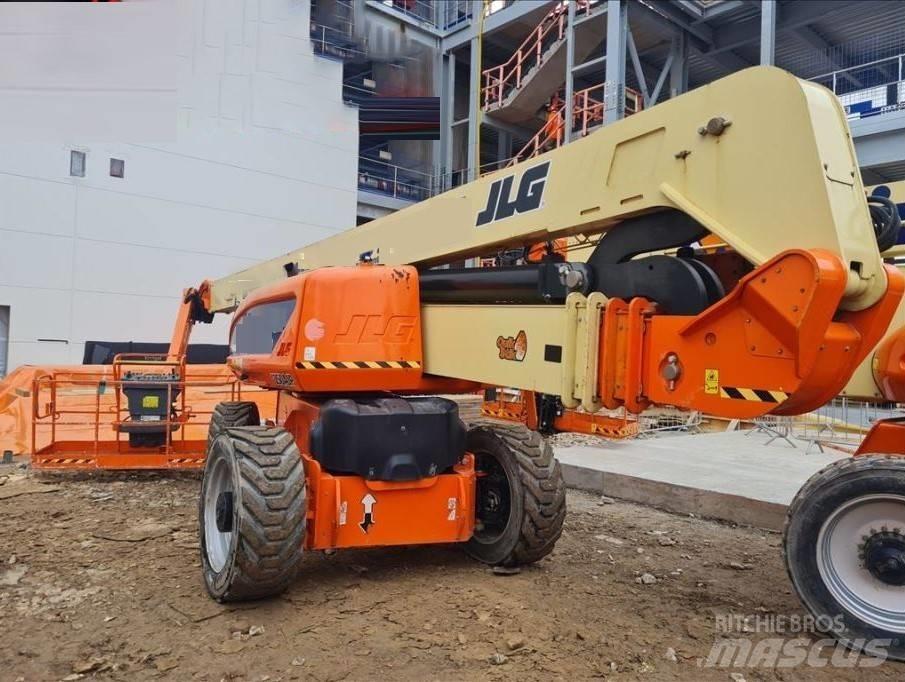 JLG 1250 AJP Gelenkteleskoparbeitsbühnen