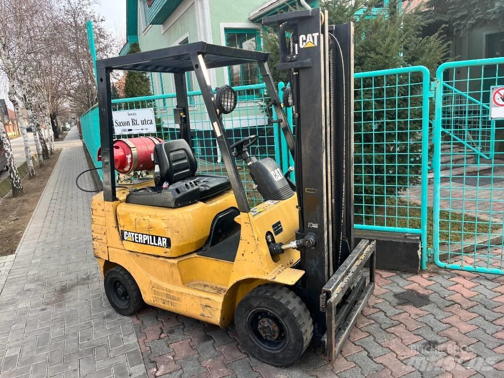 CAT GP 15 AC V-4100 LPG heftrucks