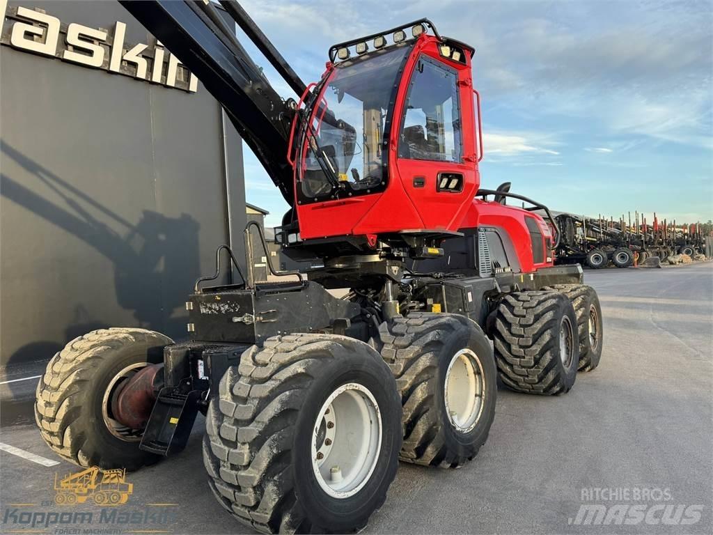 Komatsu 901XC Harvester