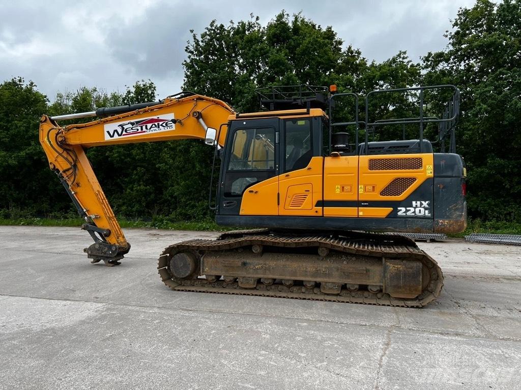 Hyundai HX 220 L Raupenbagger