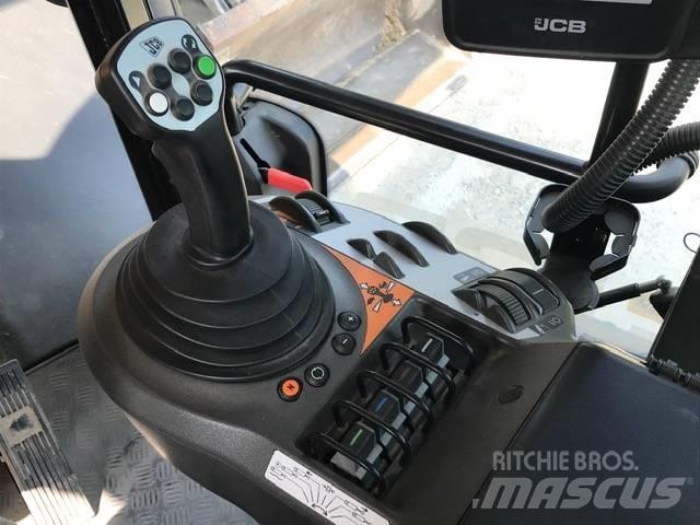 JCB 4190 FASTRAC Traktoren
