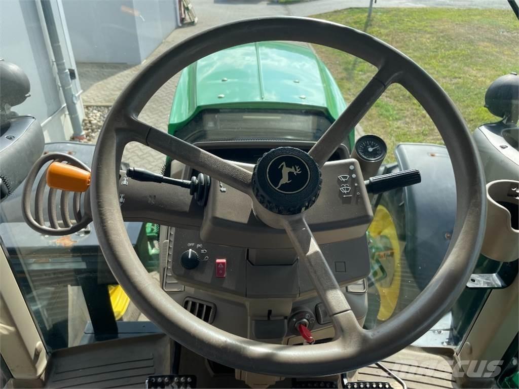 John Deere 6195M Traktoren