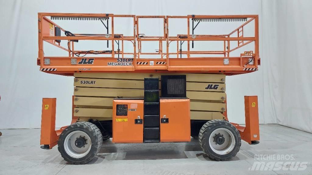 JLG 530 LRT Scheren-Arbeitsbühnen