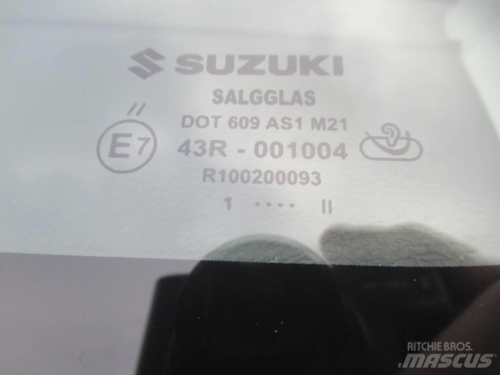 Suzuki Vitara PKWs