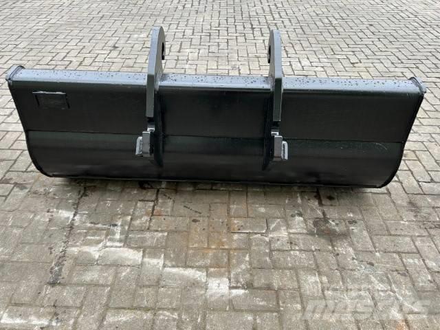  Slootbak CW 30 Schaufeln