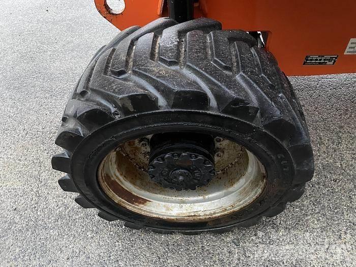 JLG 800AJ Gelenkteleskoparbeitsbühnen