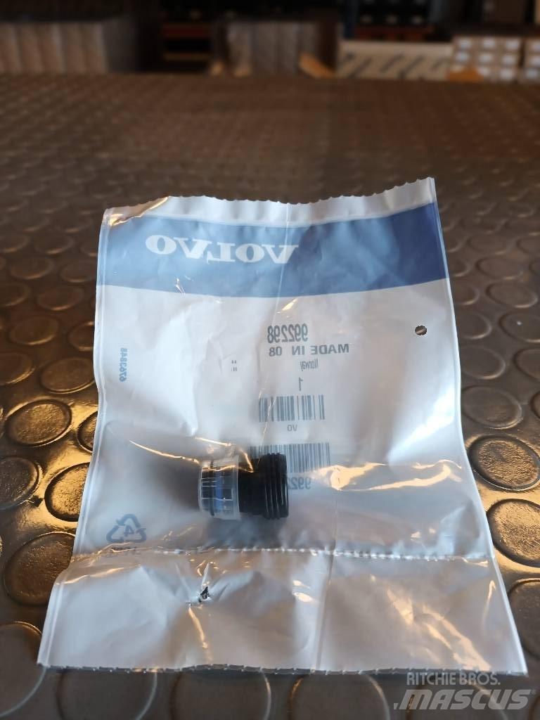 Volvo NIPPLE 992298 Transport Sonstige