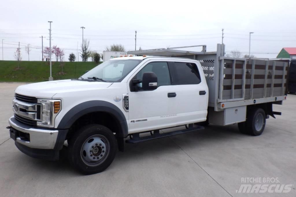 Ford F 550 XLT SD Pritschenwagen/Pritschenwagen mit Seitenklappe