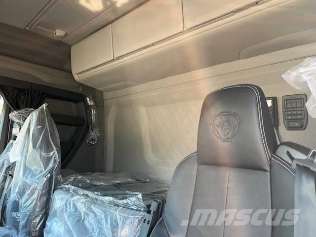 Scania R 560 Kranwagen