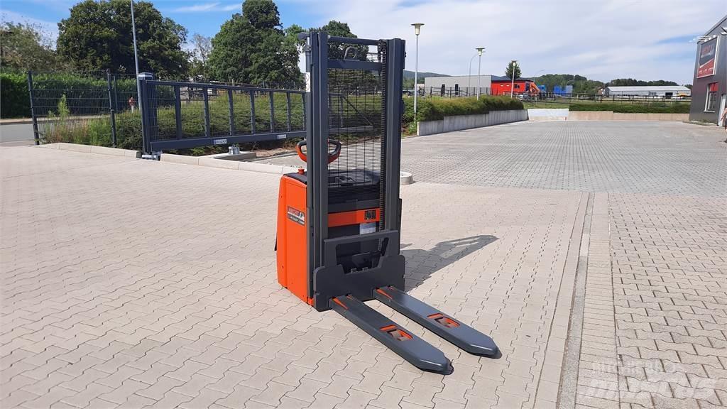 Linde L16 - BR1173 Deichselstapler