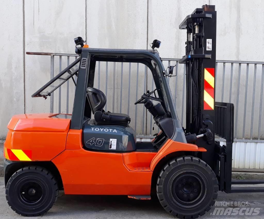 Toyota 7 FD 40 Diesel heftrucks