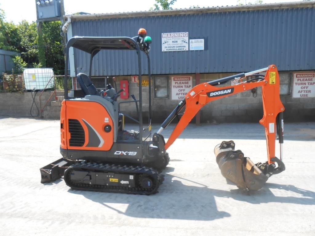 Doosan DX 19 Minibagger < 7t