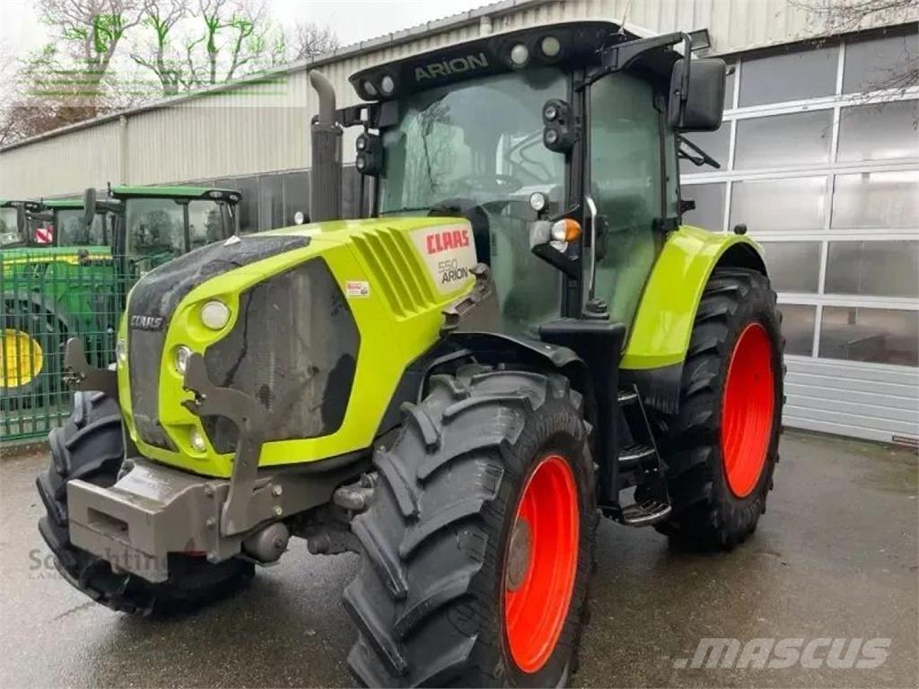 CLAAS arion 550 Traktoren