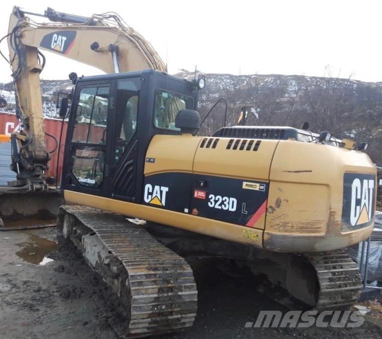 CAT 323 D L Raupenbagger