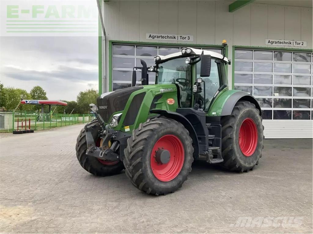Fendt 826 vario s4 Traktoren