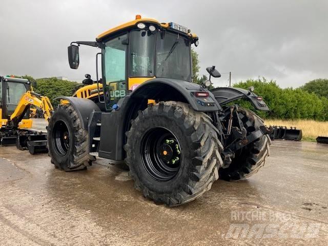 JCB Fastrac 4220 Traktoren