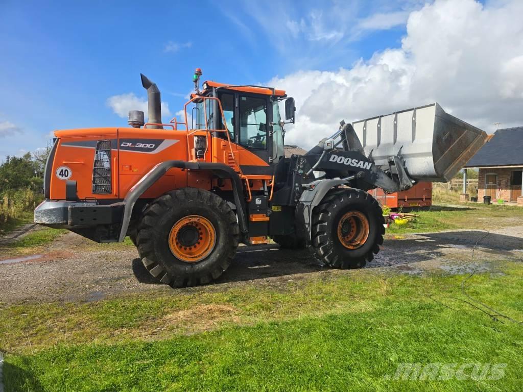 Doosan DL 300-5 Radlader