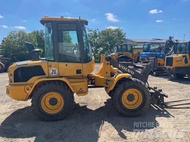 Volvo L 30 G Radlader