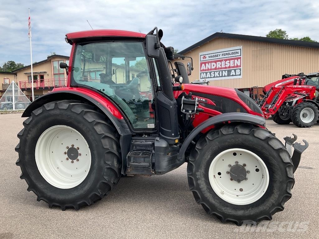 Valtra N174 Versu Traktoren