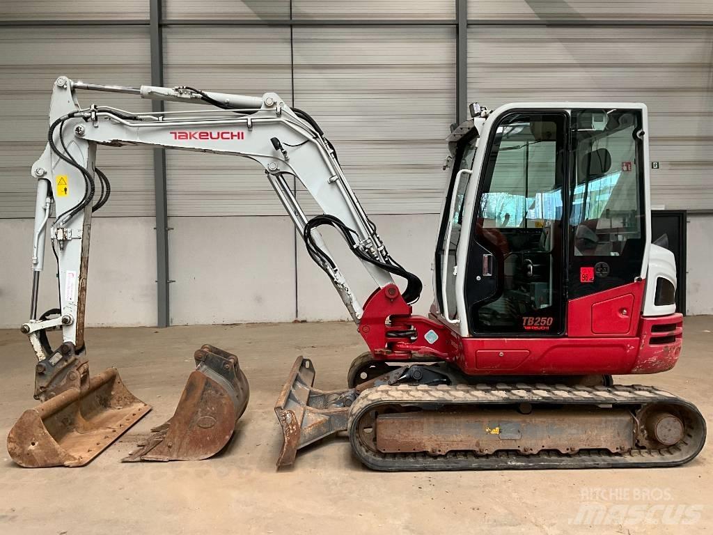 Takeuchi TB 250-2 Minibagger < 7t