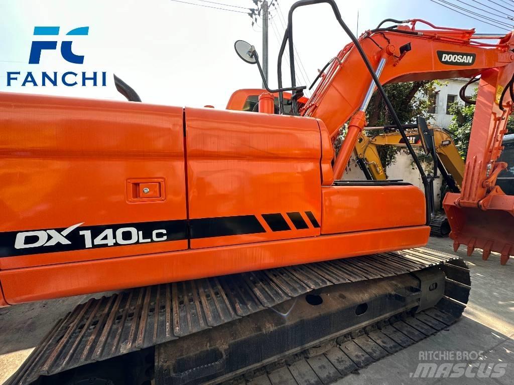 Doosan DX 140 LC Mobilbagger