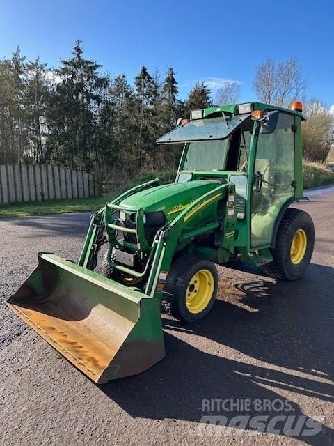 John Deere 2720 Kleintraktoren