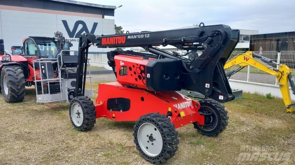 Manitou ManGo 12 Gelenkteleskoparbeitsbühnen