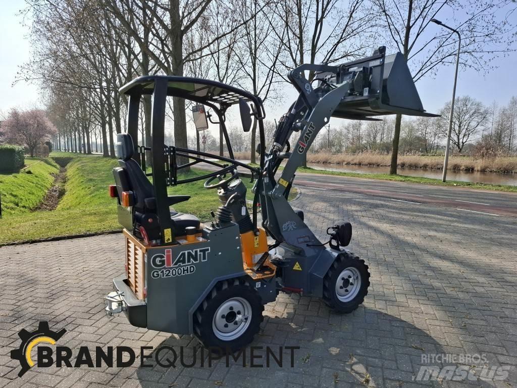 GiANT G1200HD Radlader