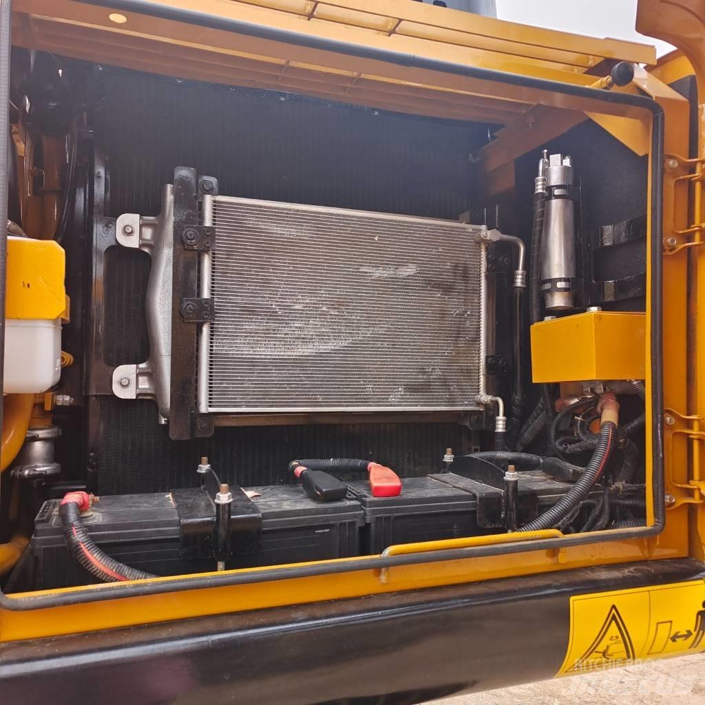 Sany SY 215 C Raupenbagger