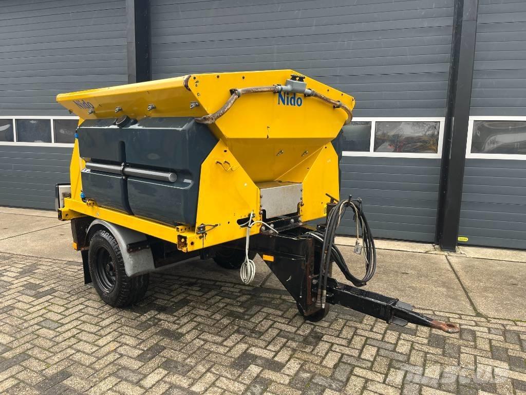 Nido Stratos Sand- und Salzstreuer