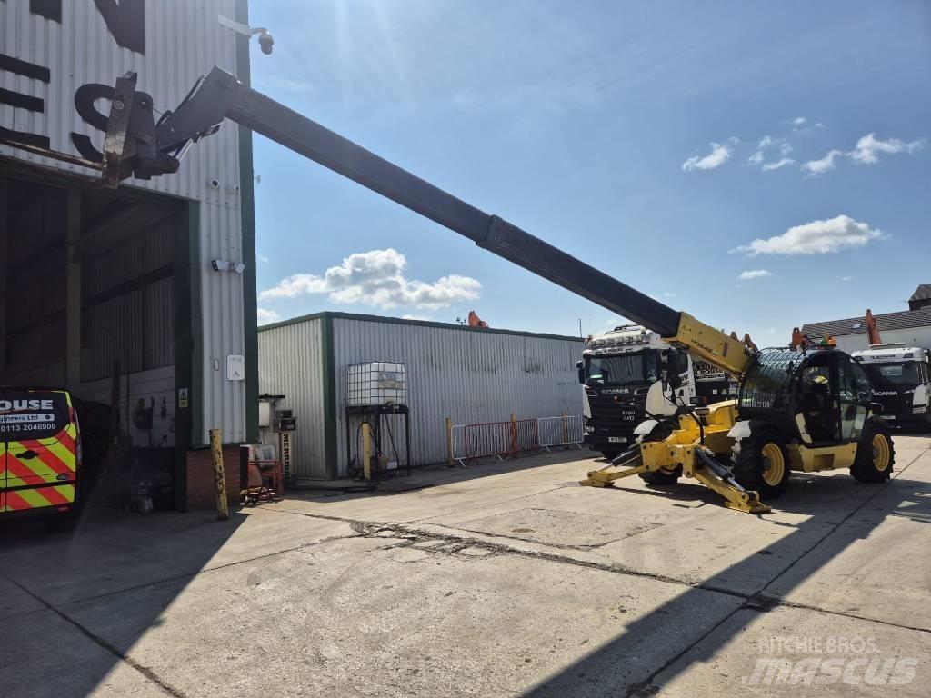 New Holland LM1445 Teleskoplader
