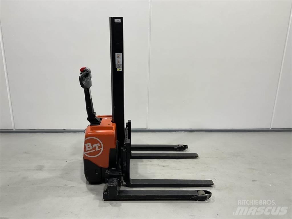 Toyota HWE100 Zelfrijdende stapelaars