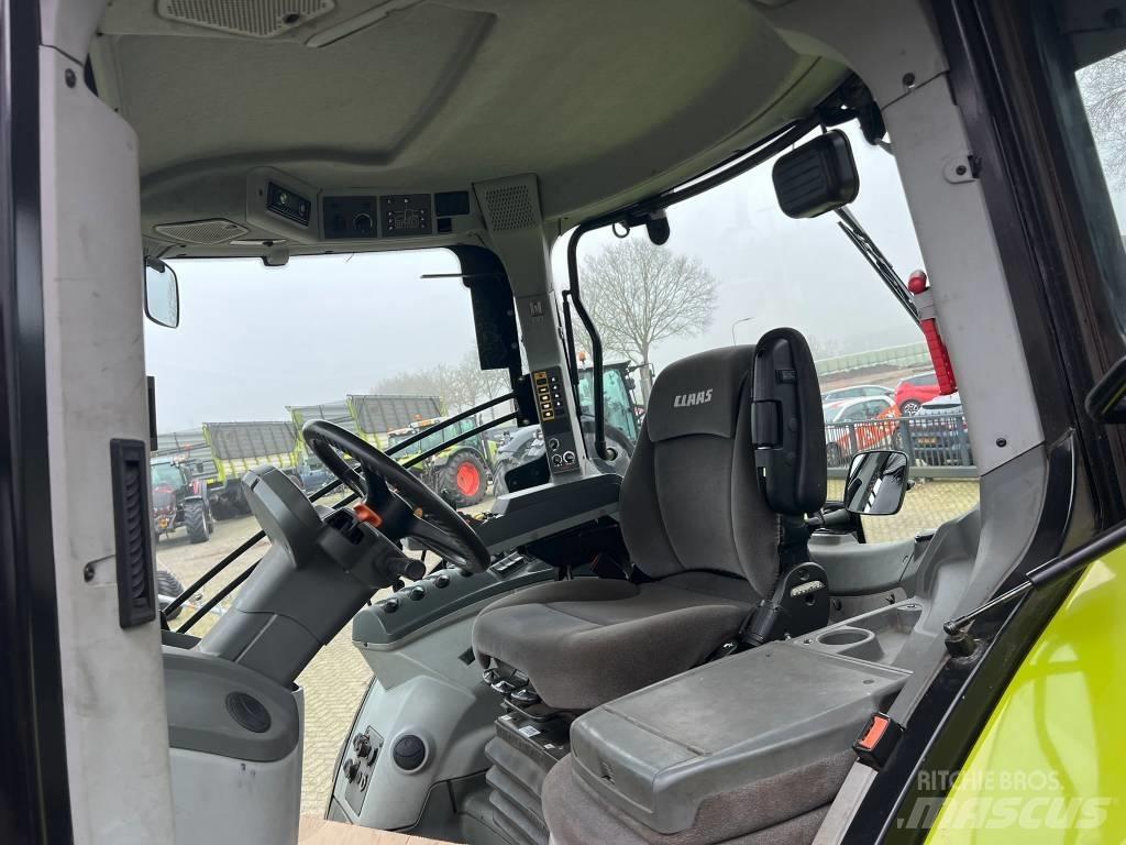 CLAAS Axion 800 Cis Traktoren