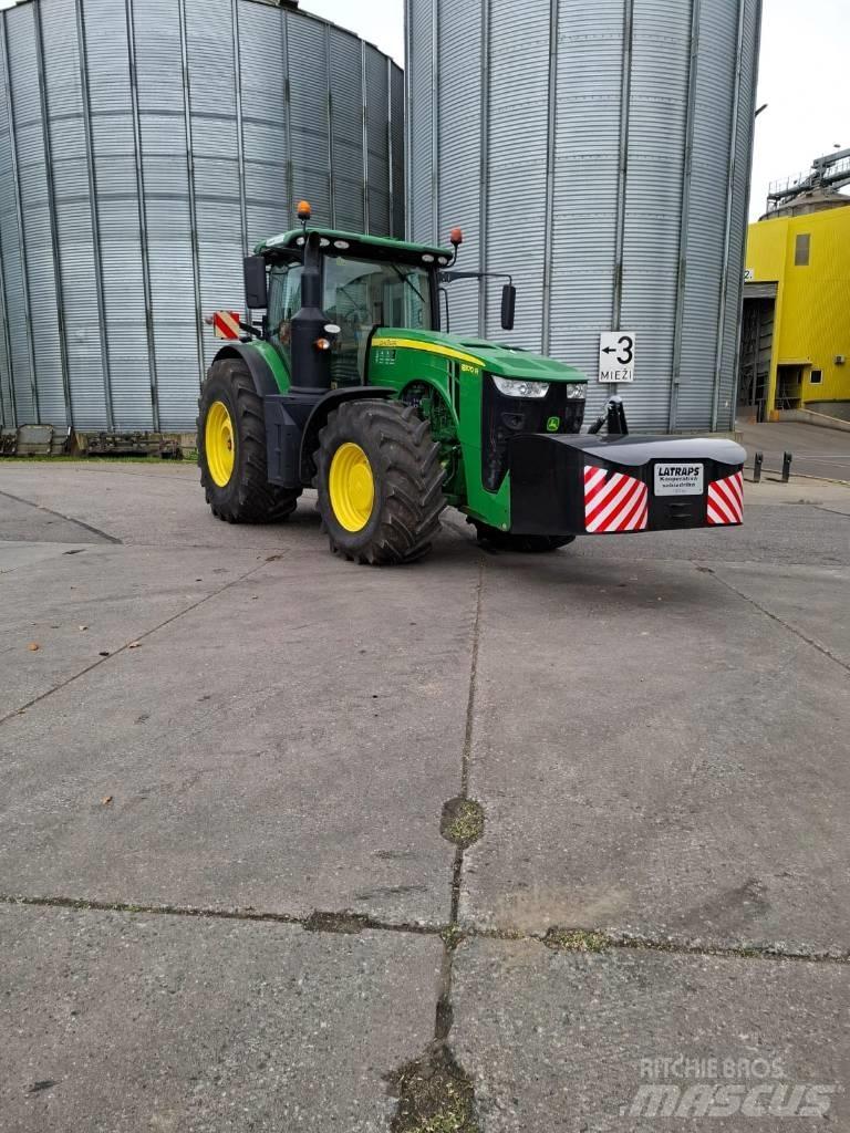 John Deere 8370 R Traktoren
