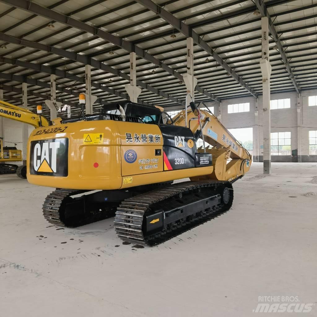 CAT 320 D2 Raupenbagger