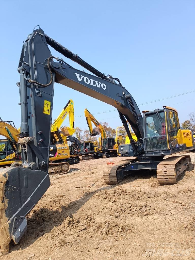 Volvo EC 220 Raupenbagger